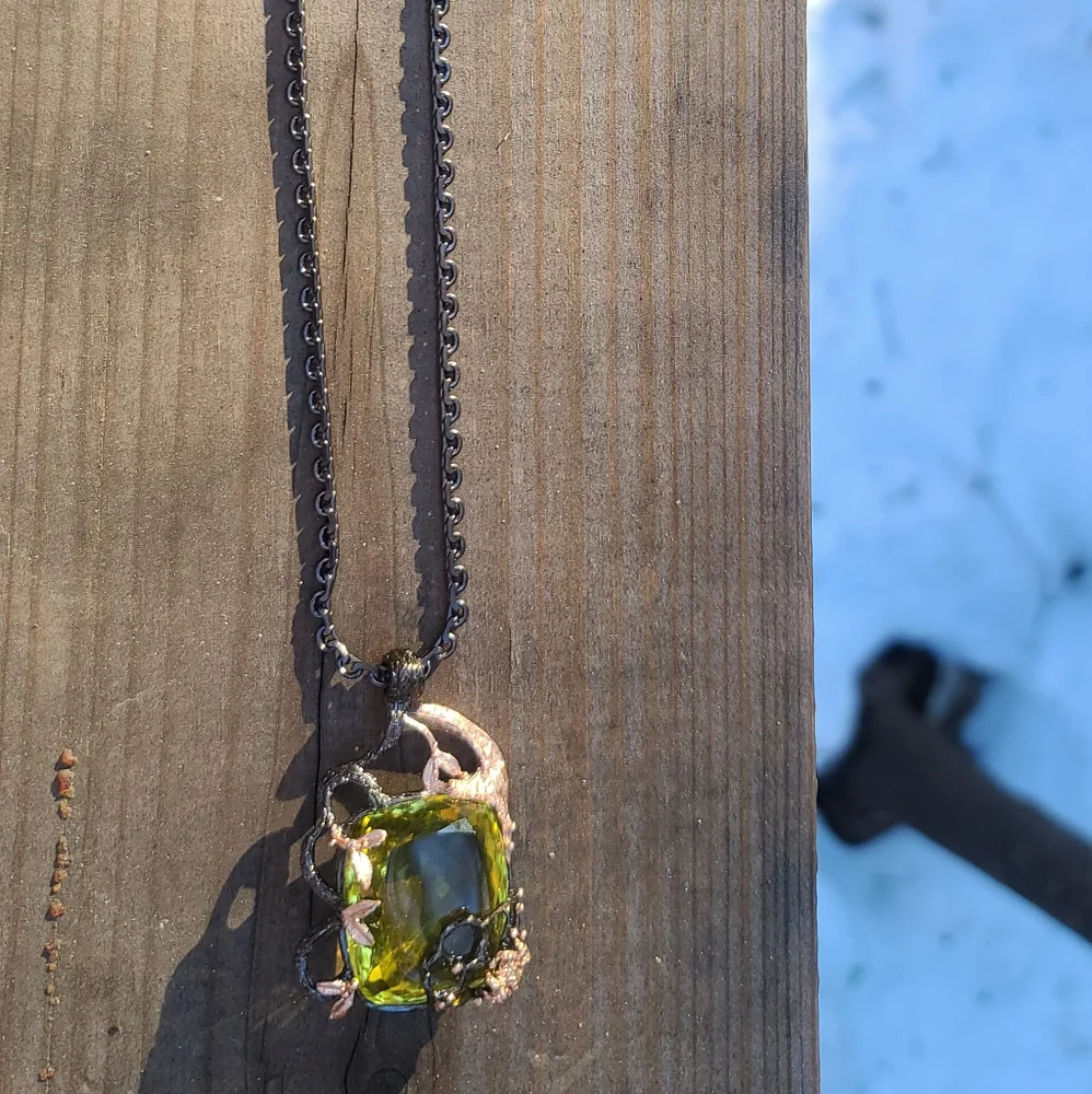 HOST PICK! HUGE 43.4k Yellow Quartz w/Peridot Spider Sterling & Rhodium 18" - Picture 13 of 15